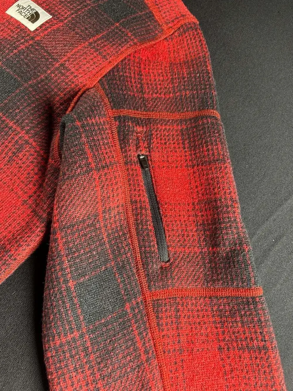 The North Face Novelty Gordon Lyons 1/2-Zip Pullover Size L Red Plaid